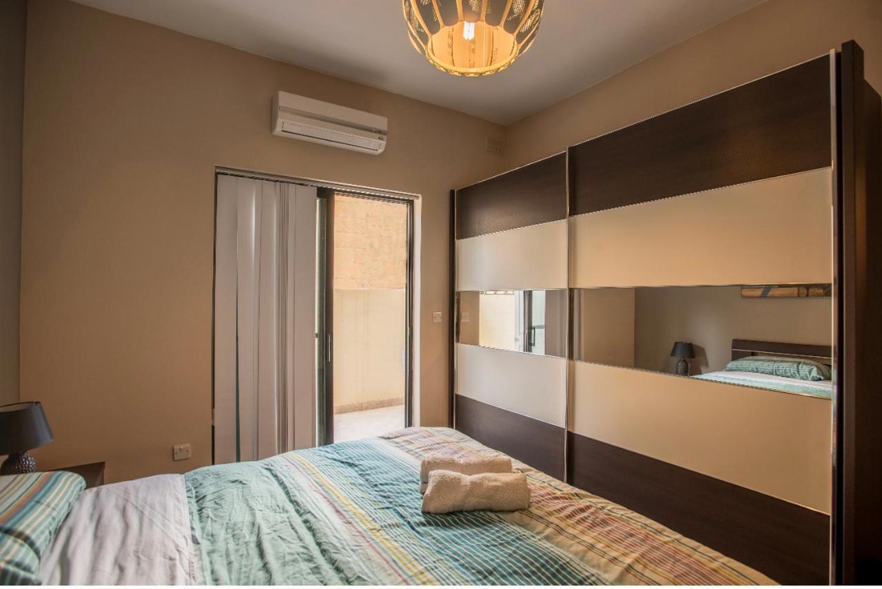 Bugibba Square Seaview 3 Bedroom Apartment St. Paul's Bay Luaran gambar